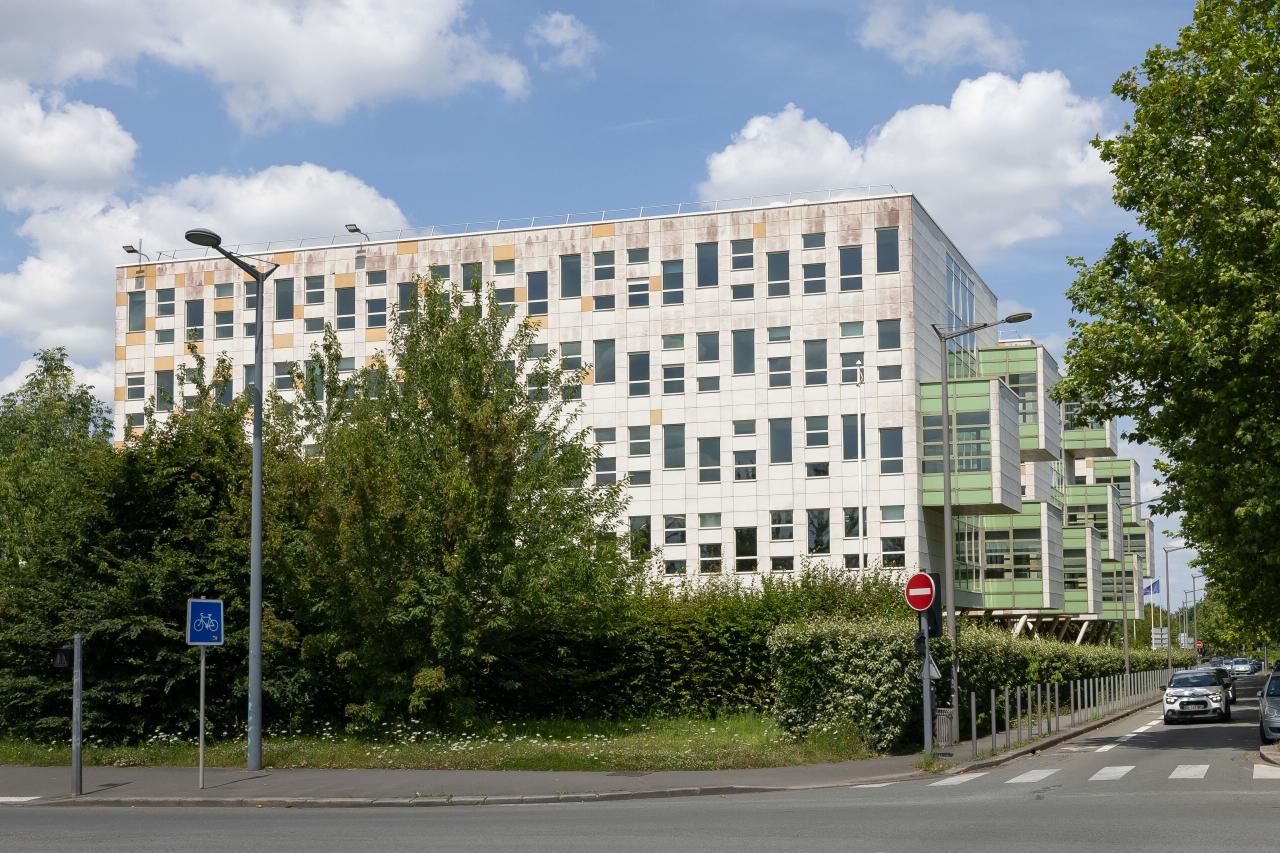 Bureau Loos 10434m² Location bureau Loos Nord OLBUR2311780 0